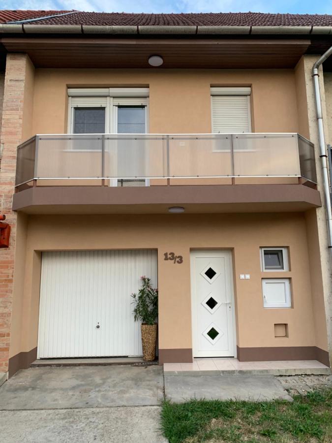 Malom Vendeghaz Villa Szarvas Buitenkant foto